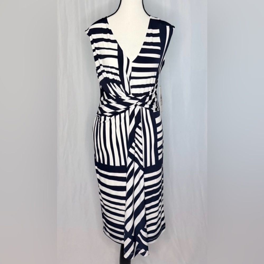Calvin Klein NWT Black & White Geometric Dress CD5A3BX9 Size 2